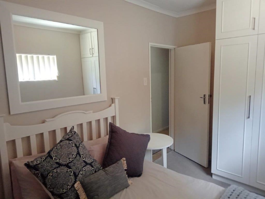 5 Bedroom Property for Sale in Wavecrest Eastern Cape